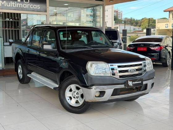 FORD RANGER 3.0 XLT 4X2 CD 16V TURBO ELETRONIC DIESEL 4P MANUAL FORD RANGER 3.0 XLT 4X2 CD 16V TURBO ELETRONIC DIESEL 4P MANUAL